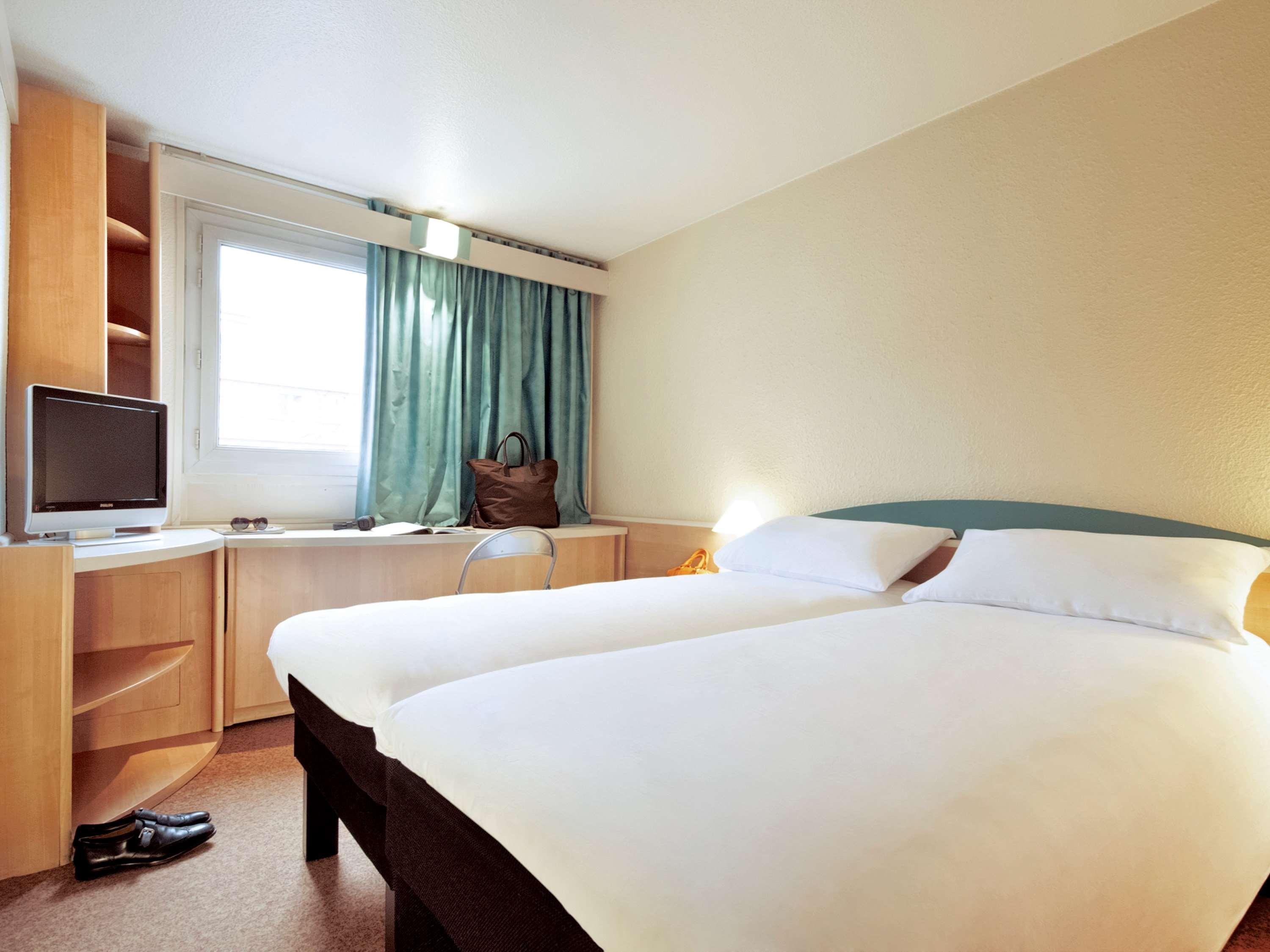 Ibis Hotel Alicante Esterno foto