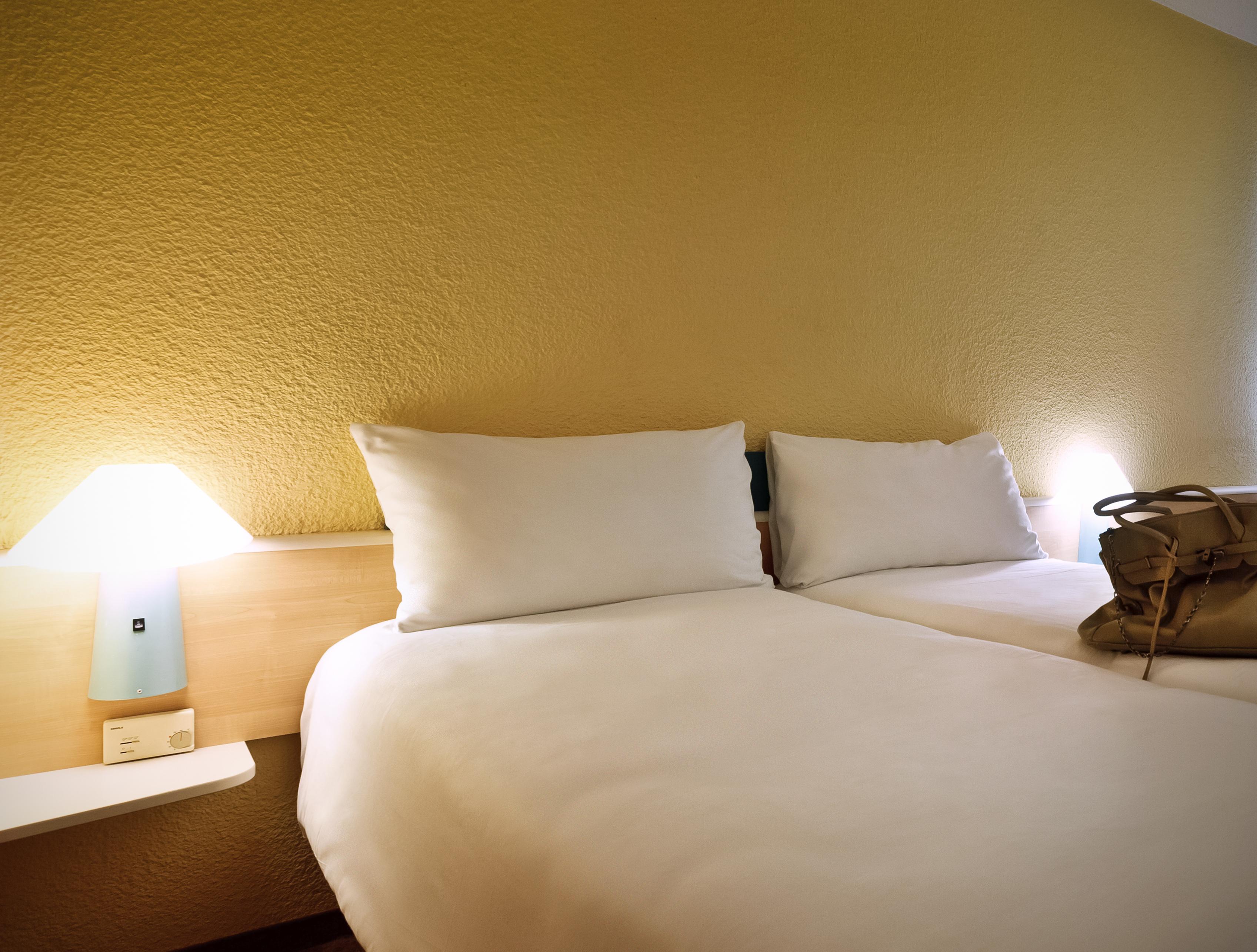 Ibis Hotel Alicante Esterno foto