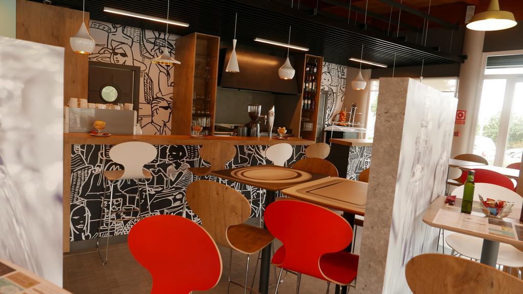 Ibis Hotel Alicante Esterno foto