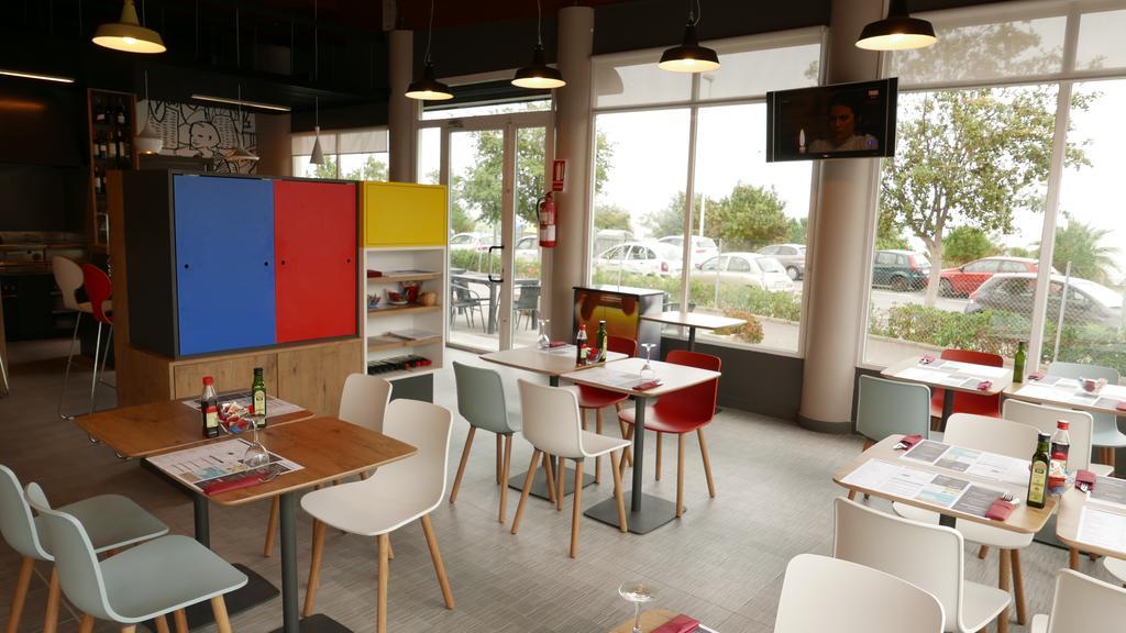 Ibis Hotel Alicante Esterno foto